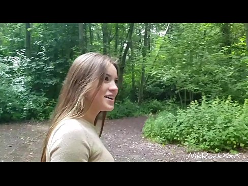 ❤️ Es piedāvāju Evelīnai, lai mēs izdrāžamies publiskā vietā! Viņa piekrita. Tad es viņu izdrāztu dibenā un spermu viņas mutē. Pēc tam viņa čurāja. Duršanās video pie lv.tvmarket.top ❌❤