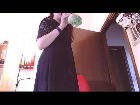 ❤️ Pakļāvīga verdzene, kurai patīk netīras un sulīgas biksītes, ir spiesta masturbēt pēc šī video noskatīšanās! Duršanās video pie lv.tvmarket.top ❌❤
