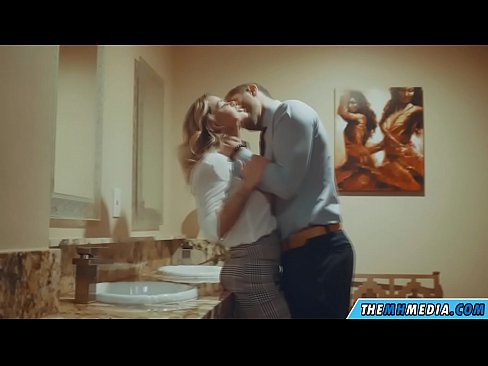 ❤️ Kad krūtiska blondīne pavedina tevi publiskā tualetē Duršanās video pie lv.tvmarket.top ❌❤